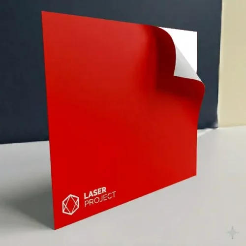 lámina de plástico bicapa adhesivo rojo con grabado blanco