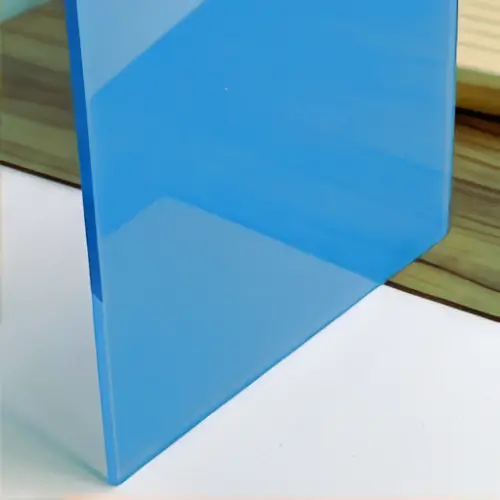 Metacrilato opaco brillante de color azul cielo