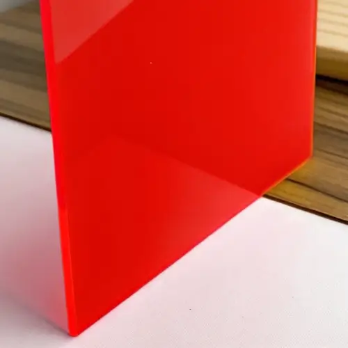 Metacrilato opaco brillante de color rojo