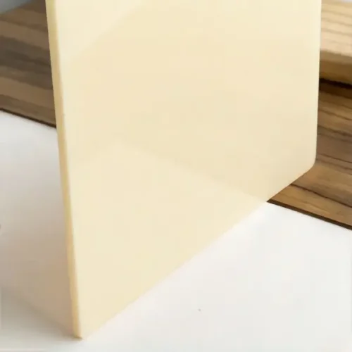 Metacrilato pastel color crema